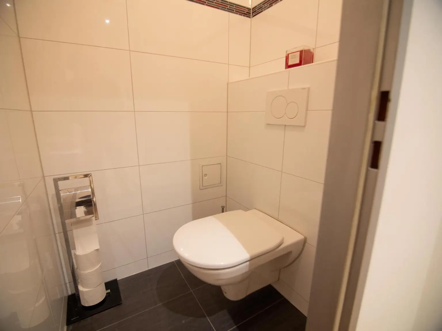 Schöne sanierte 2 Zimmer Wohnung in guter Lage