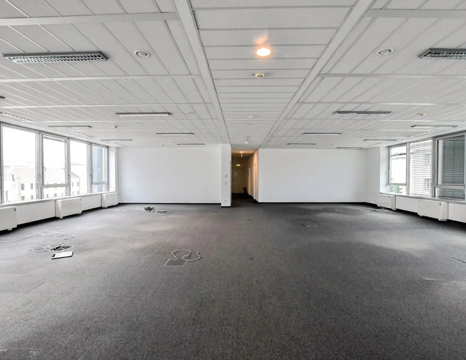 Skyline | flexible Büroflächen direkt an der U-Bahn