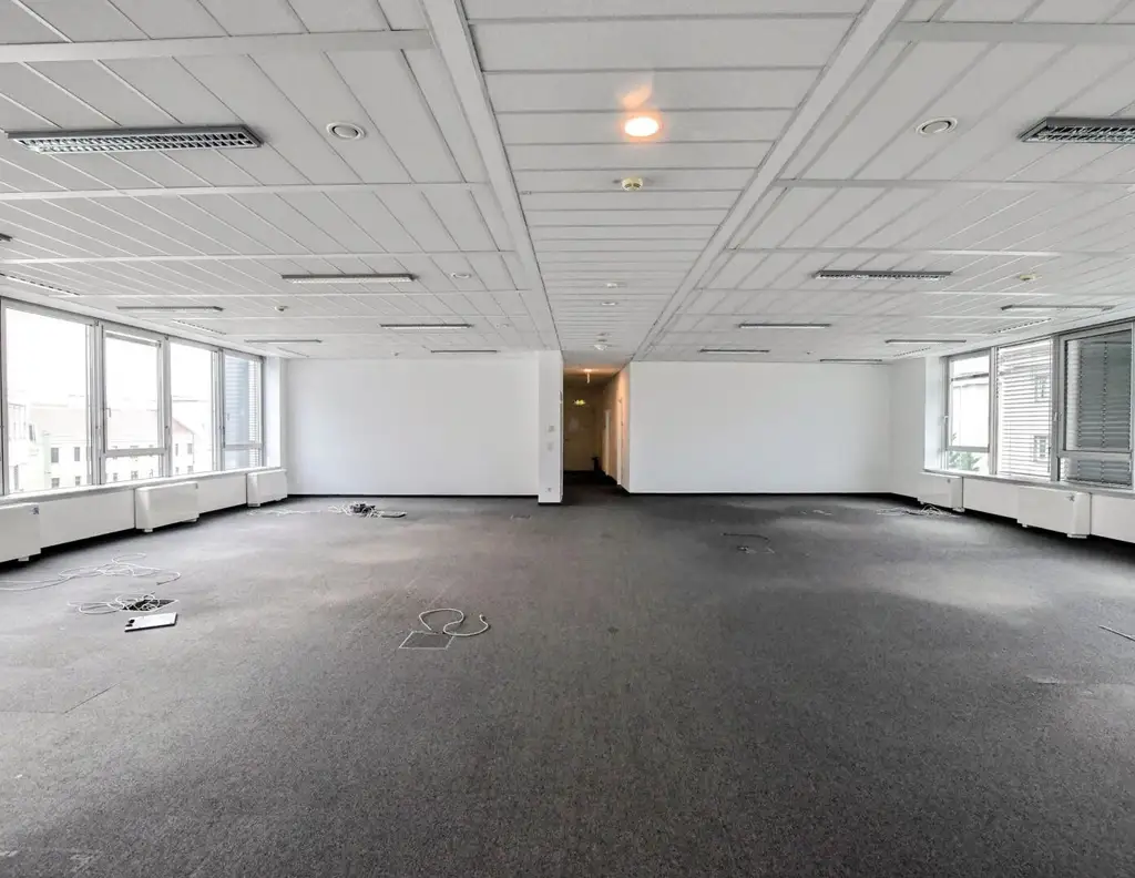 Skyline | flexible Büroflächen direkt an der U-Bahn
