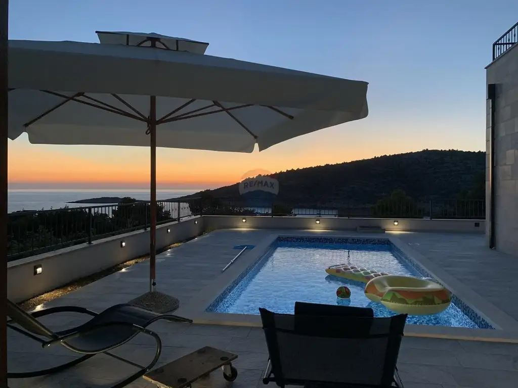 "Luxuriöse mediterrane Villa, Stivašnica"