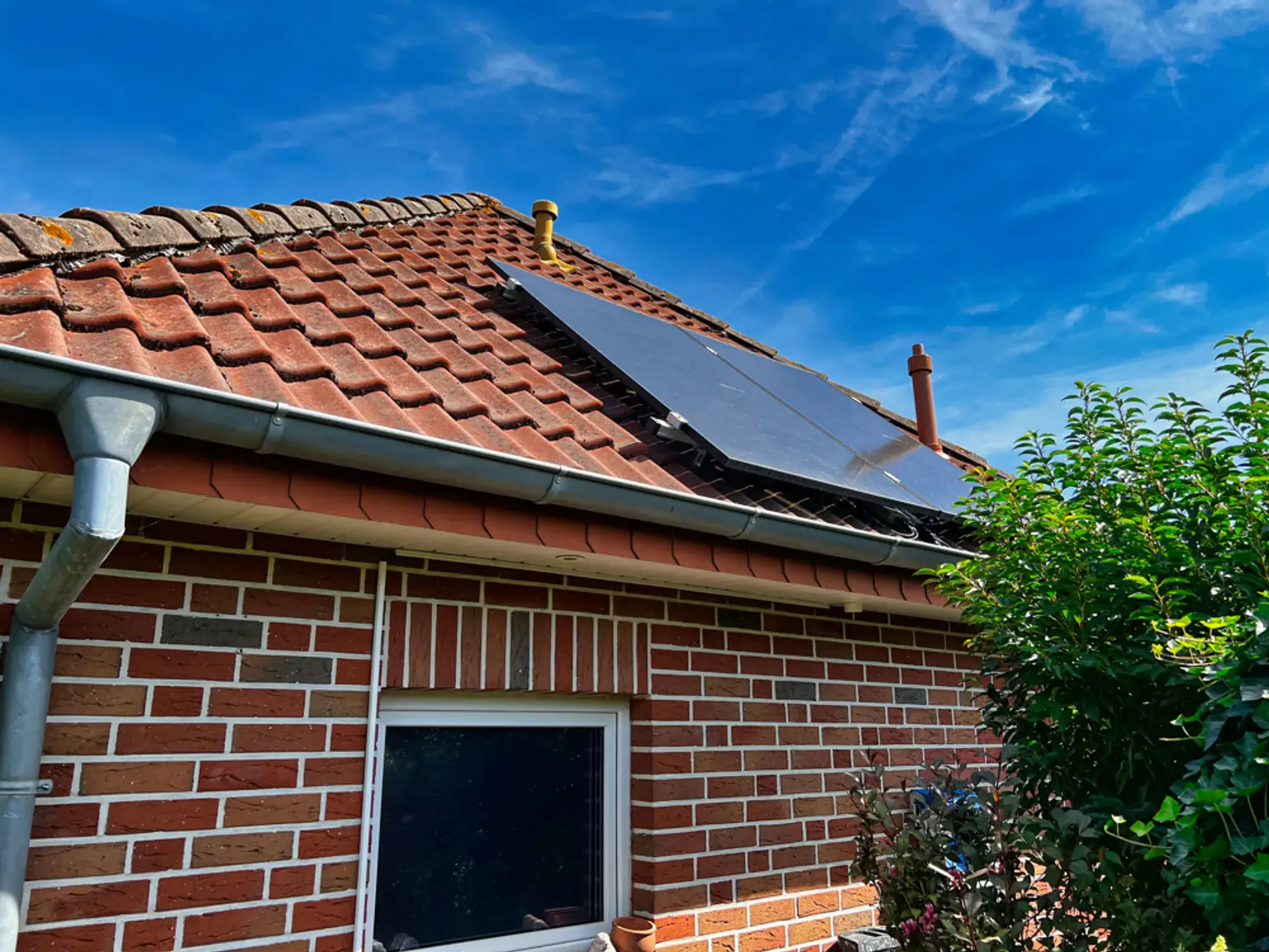 Einfamilienhaus mit traumhafter Gartenanlage in Niederlangen!