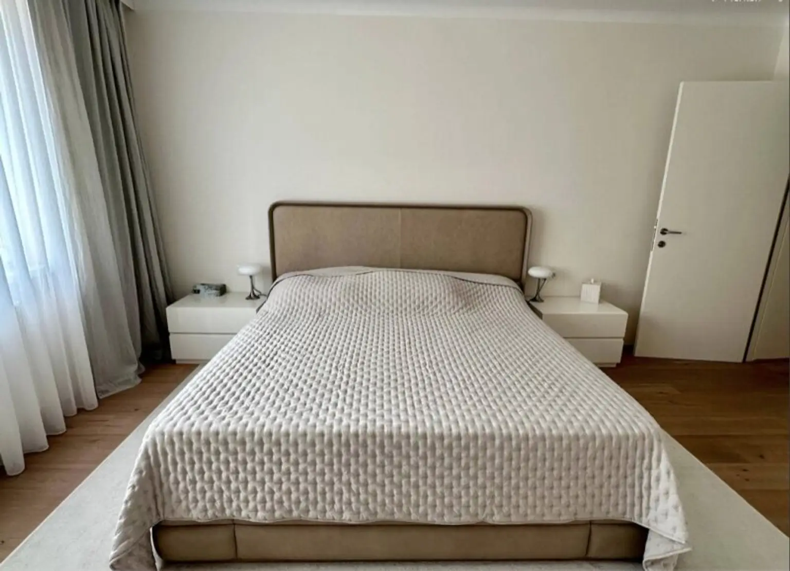 Schlafzimmer (Bedroom)