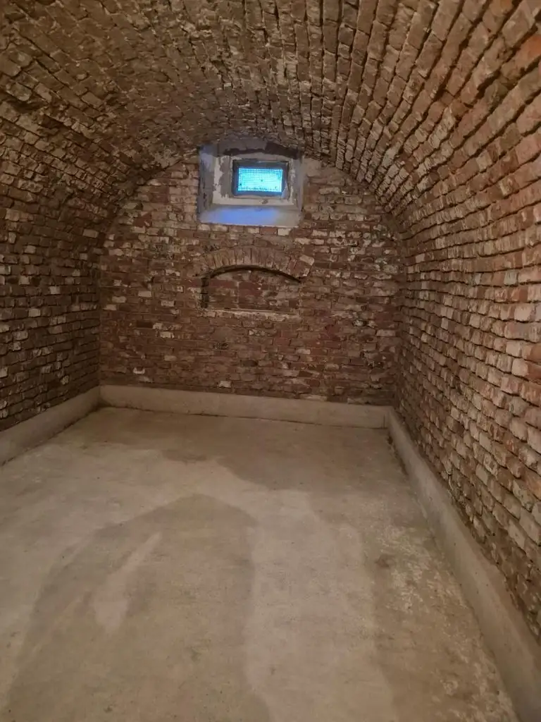 Wunderschöner Dreikanthof in Ruhelage mit Reithalle