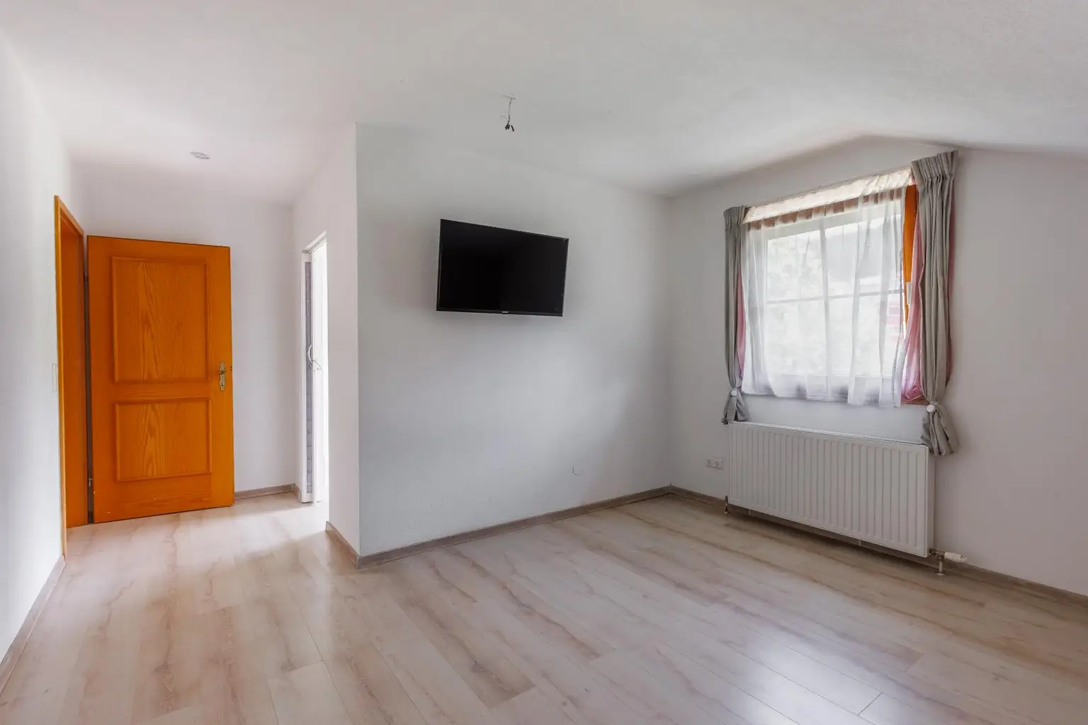Attraktives Zuhause in Seenähe, durchdacht, hell, wertbeständig