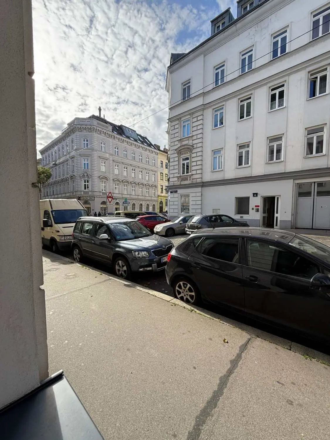 Ruhige Garconniere - UNBEFRISTET VERMIETET - Nächst U3 Schweglerstraße