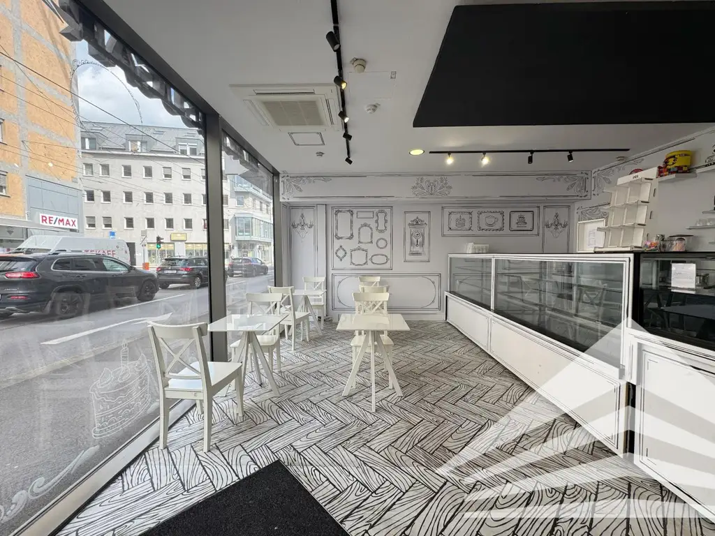 MOZARTSTRASSE - 64 m² Geschäfslokal mit großer Schaufensterfront in bester Innenstadtlage
