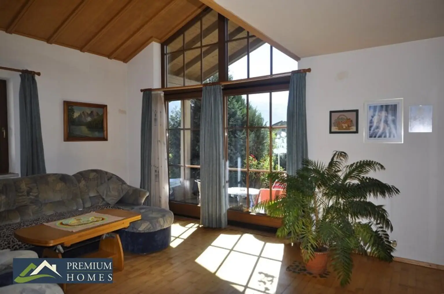 FÜGENBERG - Es erwartet Sie eine Doppelhaushälfte in Aussichtslage - 5 Zimmer, Garten & 2 Balkone!