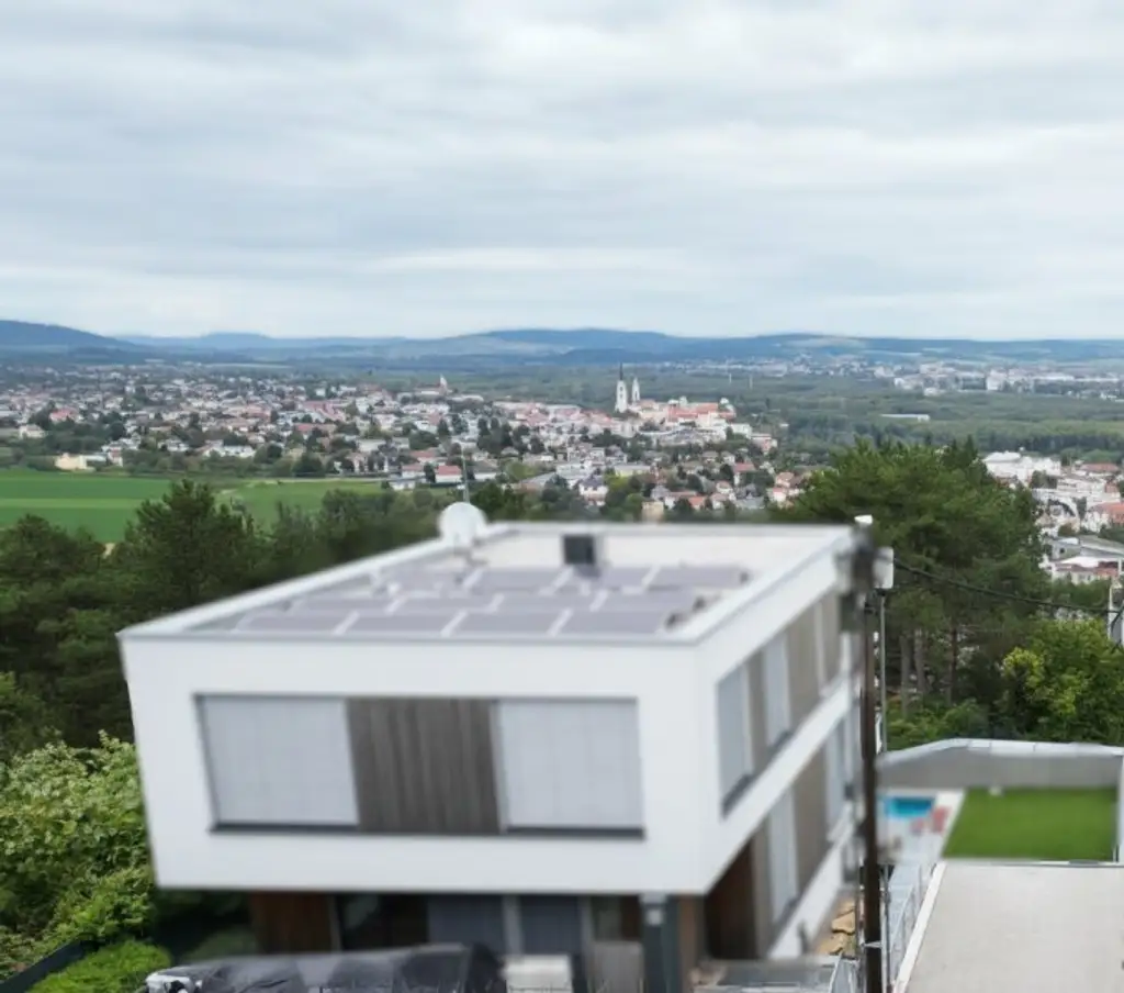 Toller Baugrund mit Althaus am Josefsteig