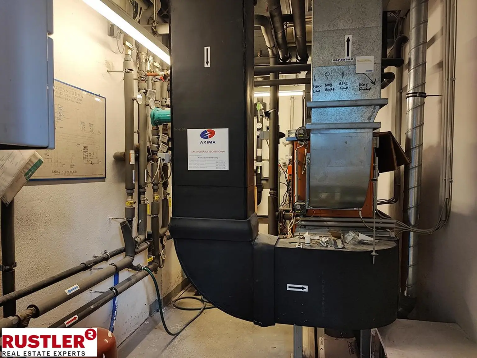 Präsenz an der Hauptstraße – großzügiges Geschäftslokal auf zwei Ebenen