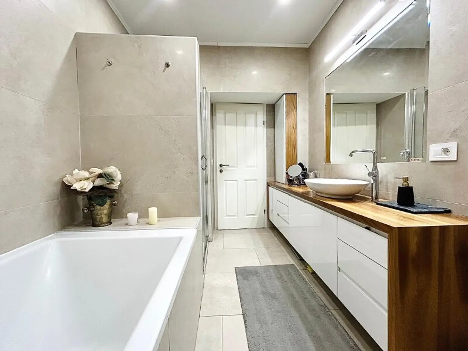 Wohnjuwel in Währing – Historischer Altbau trifft modernen Luxus | Exklusive 4-Zimmer-Residenz