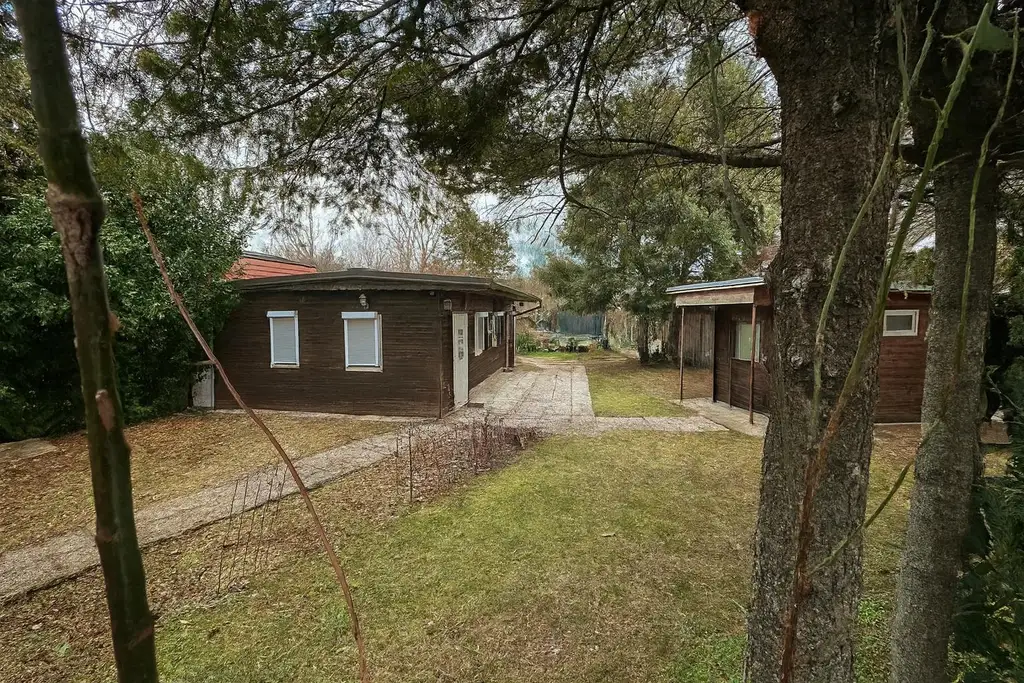 "CHOICE YOUR NEIGHBOUR!"