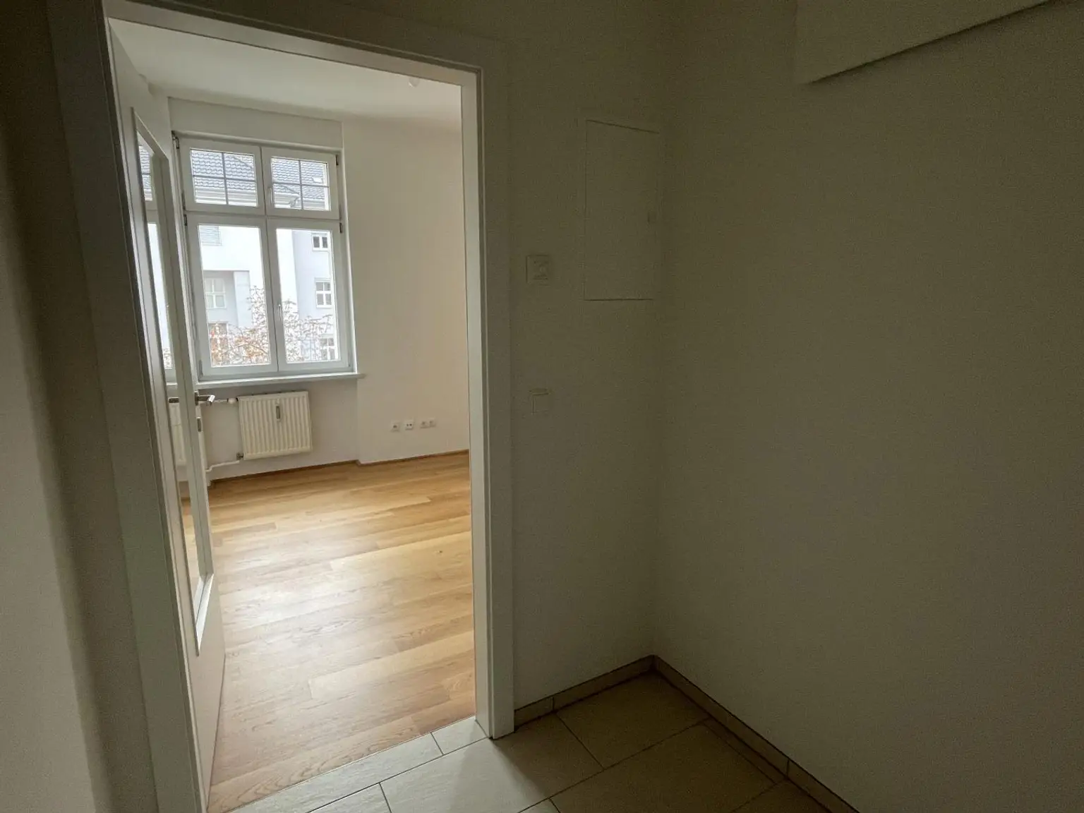 Schöne 1-Zimmer-Mietwohnung, Nähe Stadtzentrum und Messegelände