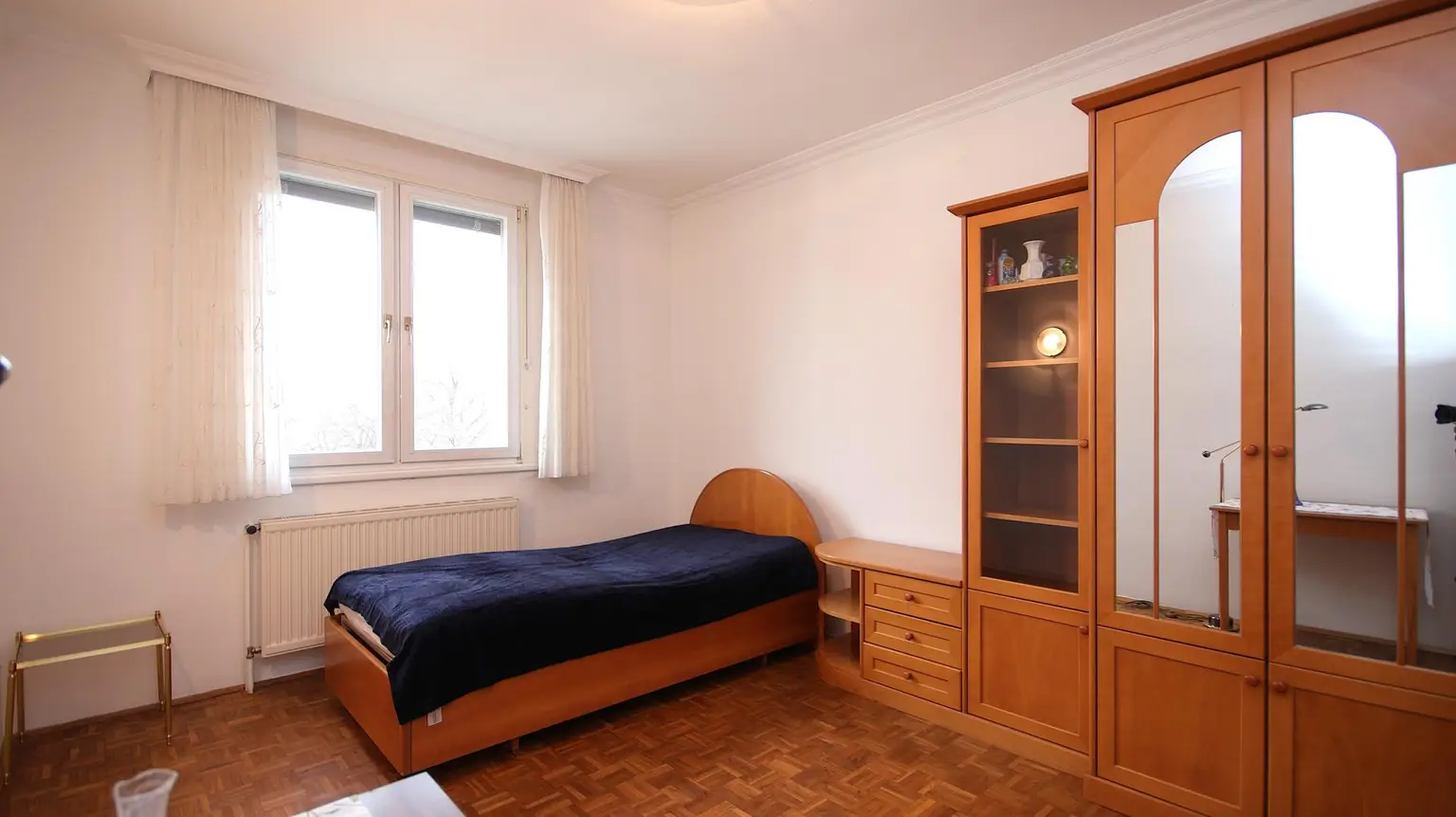 Schlafzimmer 2