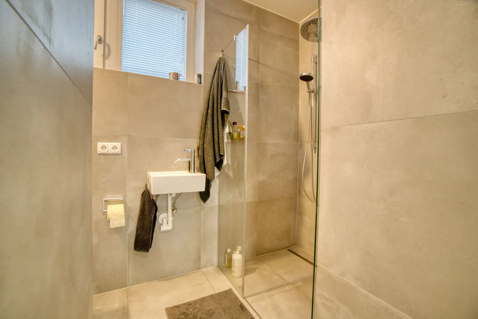 DSC09917_hdr (1).jpg