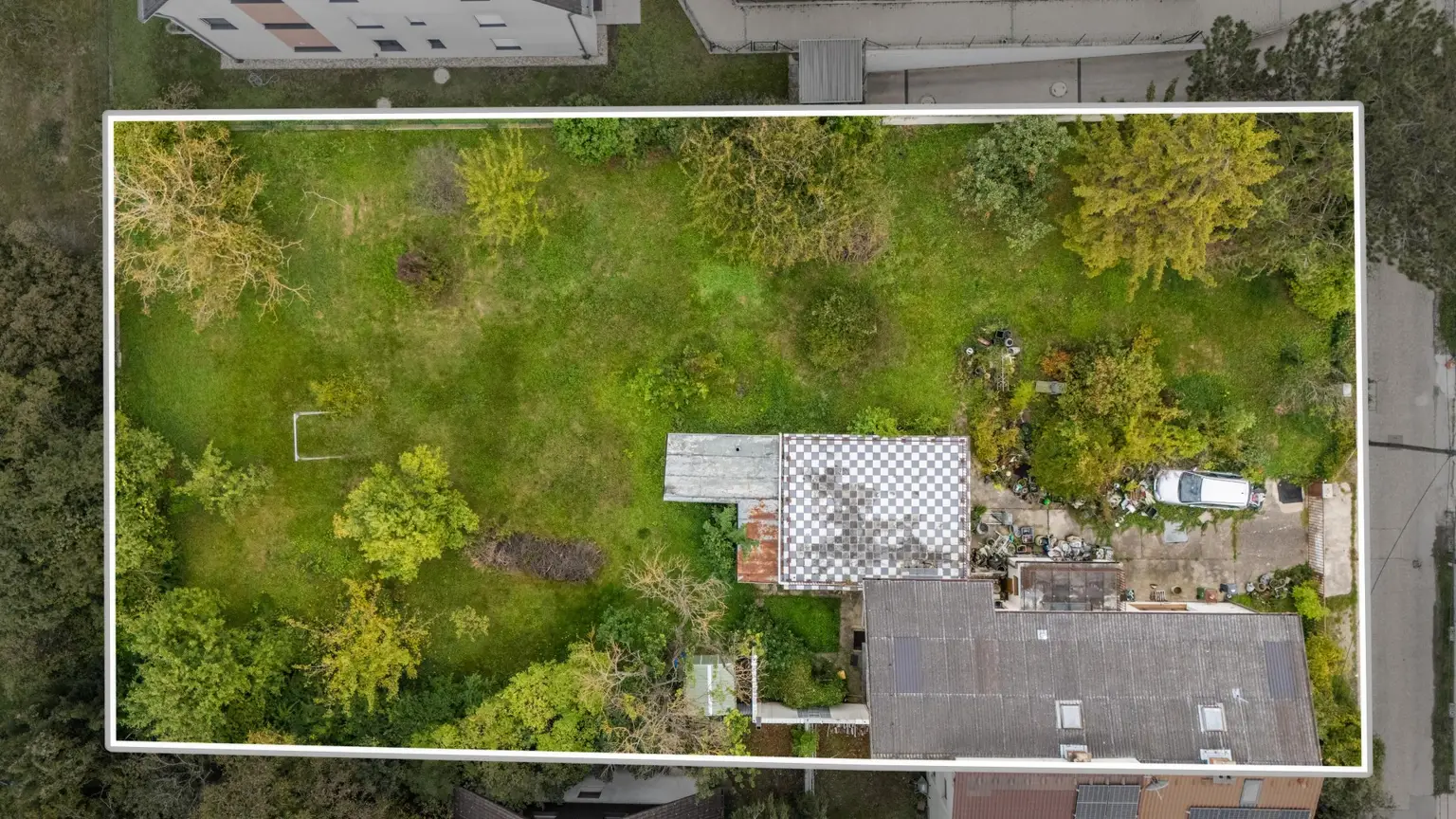 “Exklusives Baugrundstück auf Eigengrund – Ihr Traumprojekt in Bestlage“