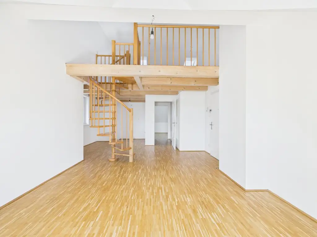 LINZ (Schörgenhubstraße): DACHGESCHOSS-WOHNUNG mit EMPORE ca. 76,5 m² Wohnfläche + BALKON ca. 4,9 m²