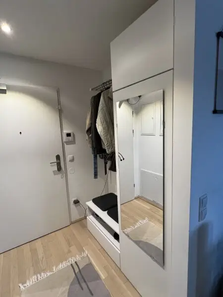 Six in the City: Premium 2-Zimmer Apartment mit Balkon!! BESTLAGE direkt beim Haus des Meeres