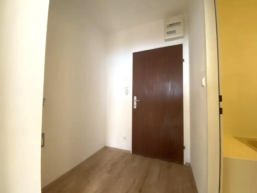 Garconniere mitten im 9. Bezirk nahe Alserbachpalais!