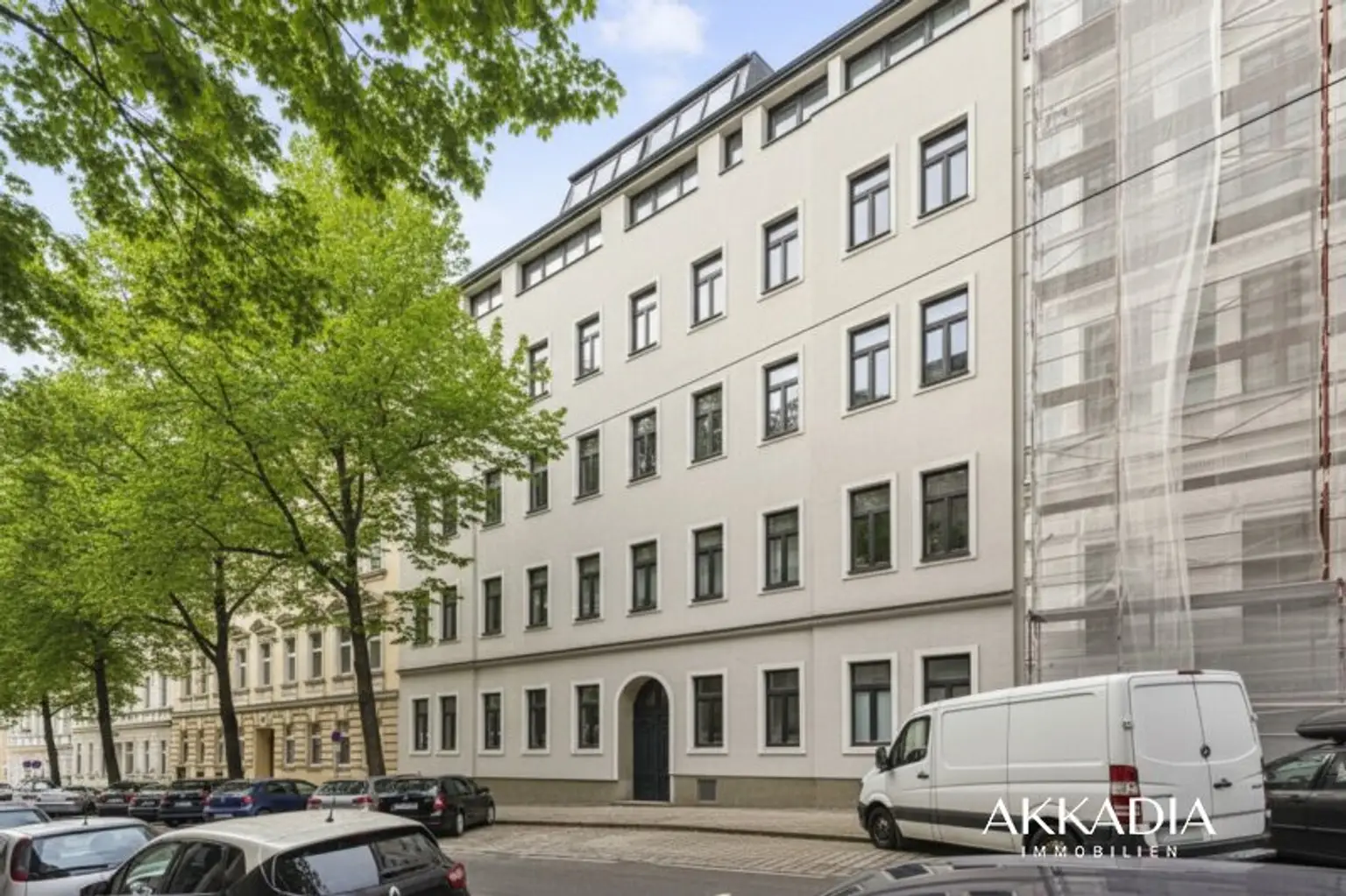 Stilvolle DG-Wohnung mit Balkon