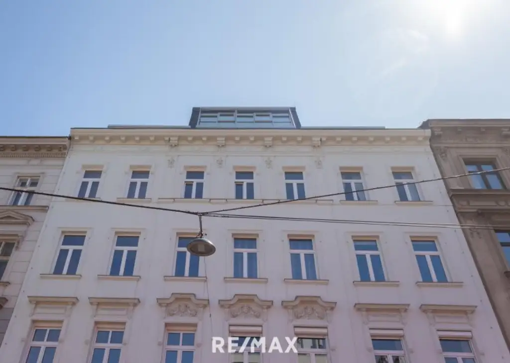 Herrliche DG-Maisonette mit 2 Hof-Terrassen bei der Volksoper, Währinger Straße