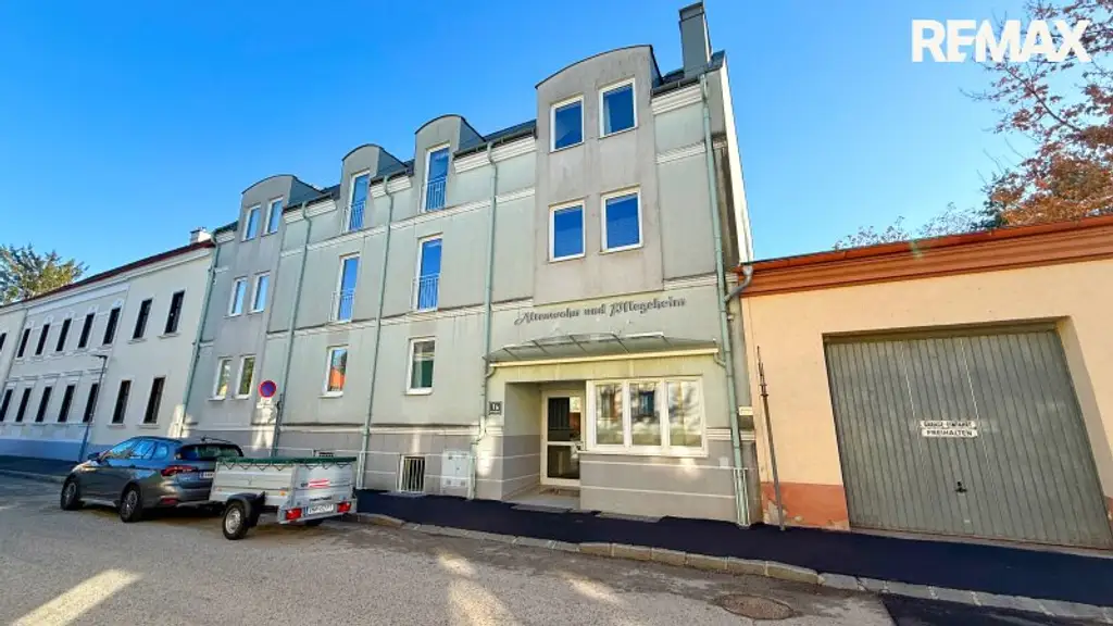 Ehemaliges Seniorenheim, gewerbliche Widmung, große Dachterrasse & 16 Garagen in Wiener Neustadt – Top Chance!