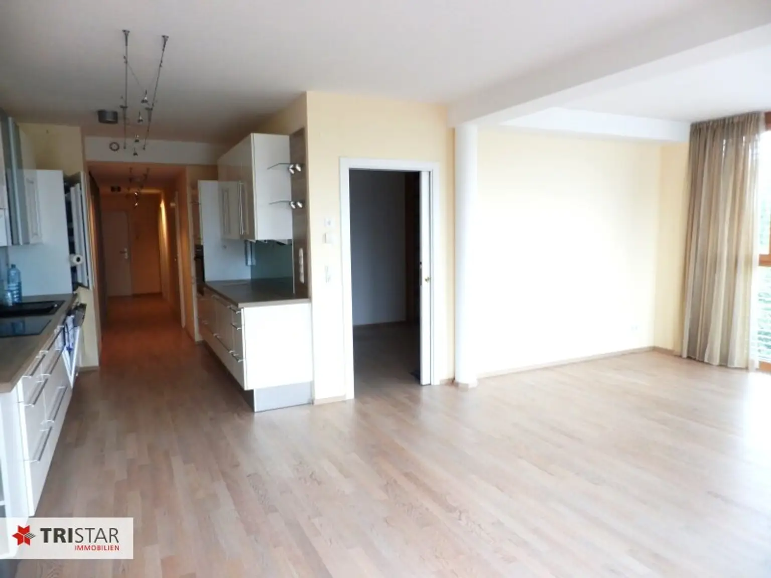 Burg Liechtenstein-Nähe - Exklusive Balkonwohnung in Passivhausbauweise