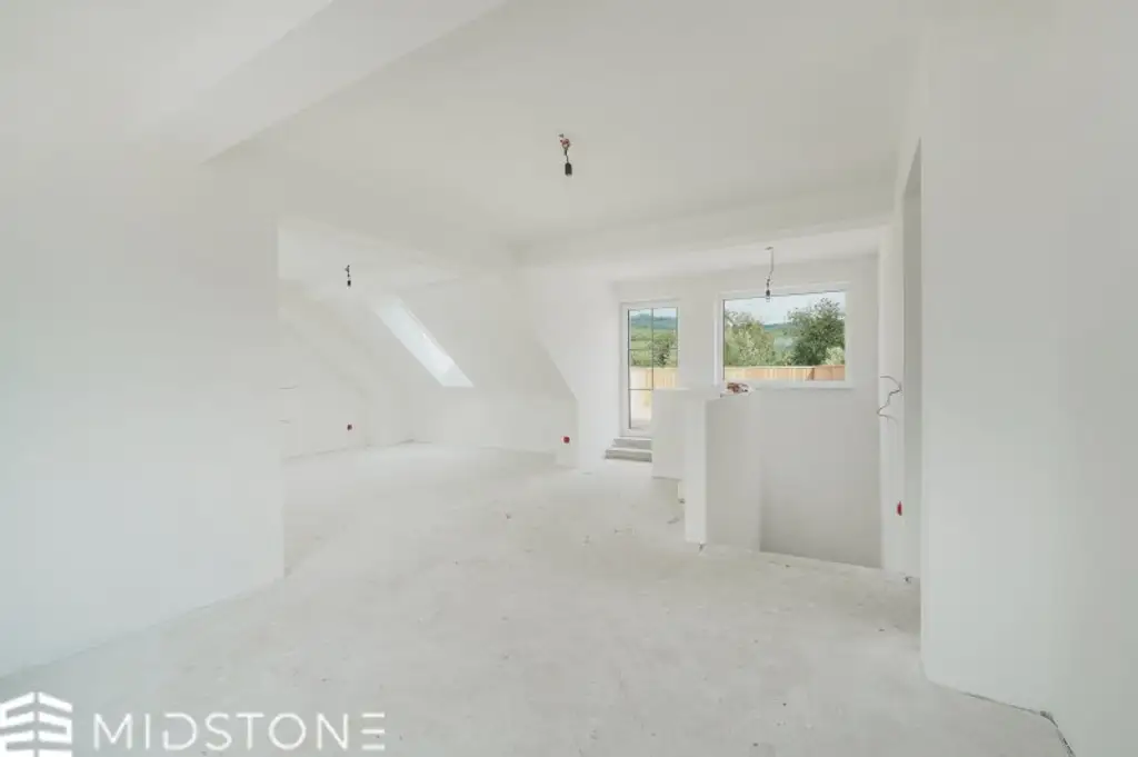 *Moderne 4-Zimmer-Wohnung in Landersdorf* – Vollsaniert mit Terrasse und 2 Stellplätzen