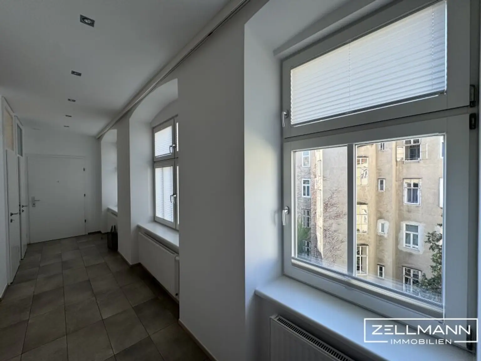 Großzügige Altbauwohnung mit Lift und Top-Ausstattung | ZELLMANN IMMOBILIEN