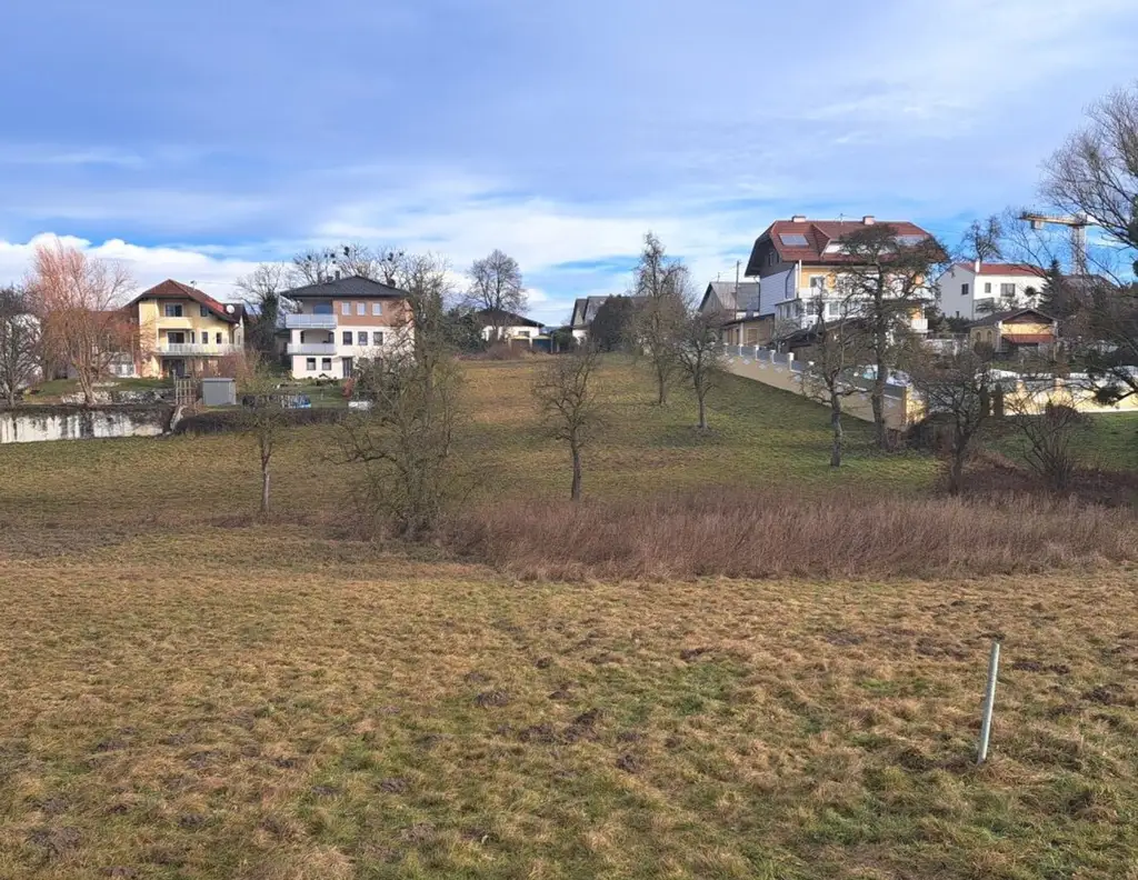 Aistersheim: Bau- und Landwirtschaftsgrund 5104m², herrliche Zentrumslage!