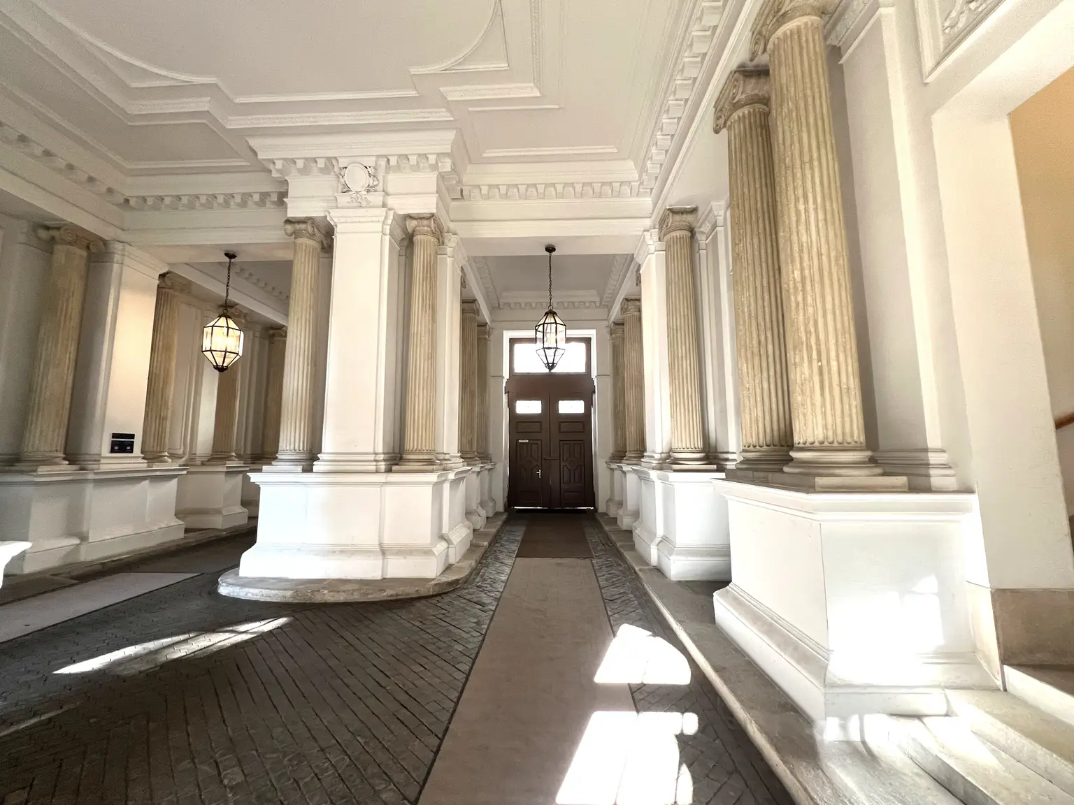 Ansprechende 3-Zimmer-Wohnung in Botschaftsviertel