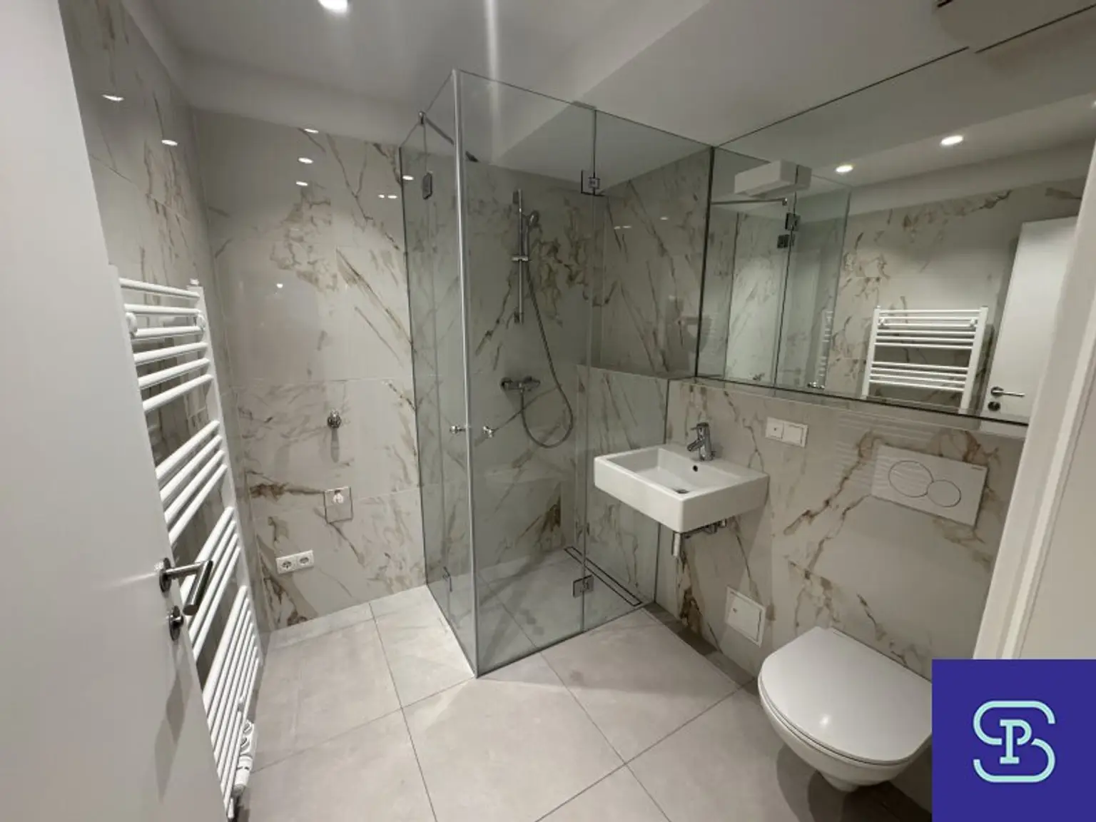 Provisionsfrei: Exklusives 27m² Apartment beim Stephansplatz - 1010 Wien