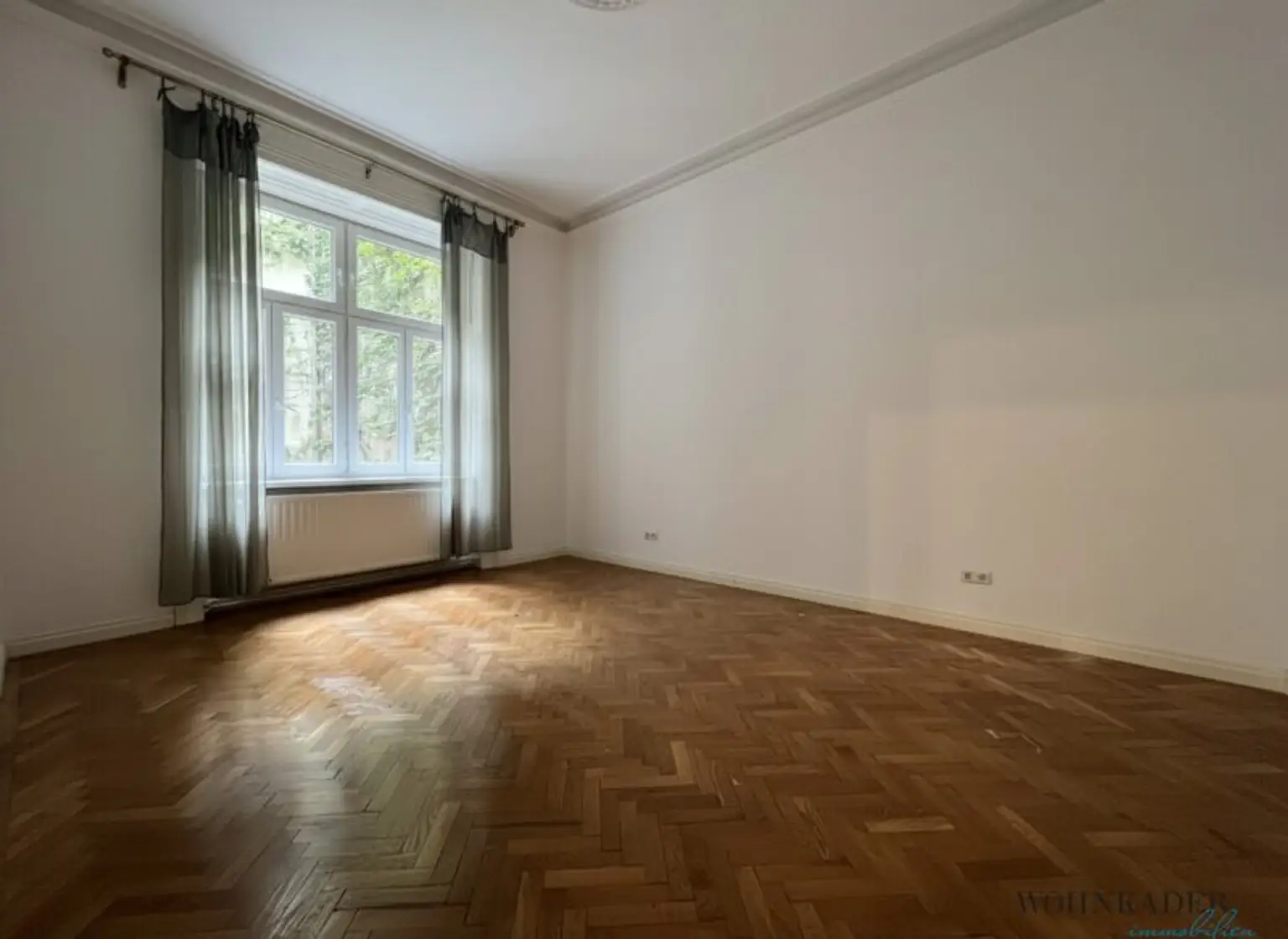 Stilvolle 5-Zimmer-Altbauwohnung in der Lindengasse
