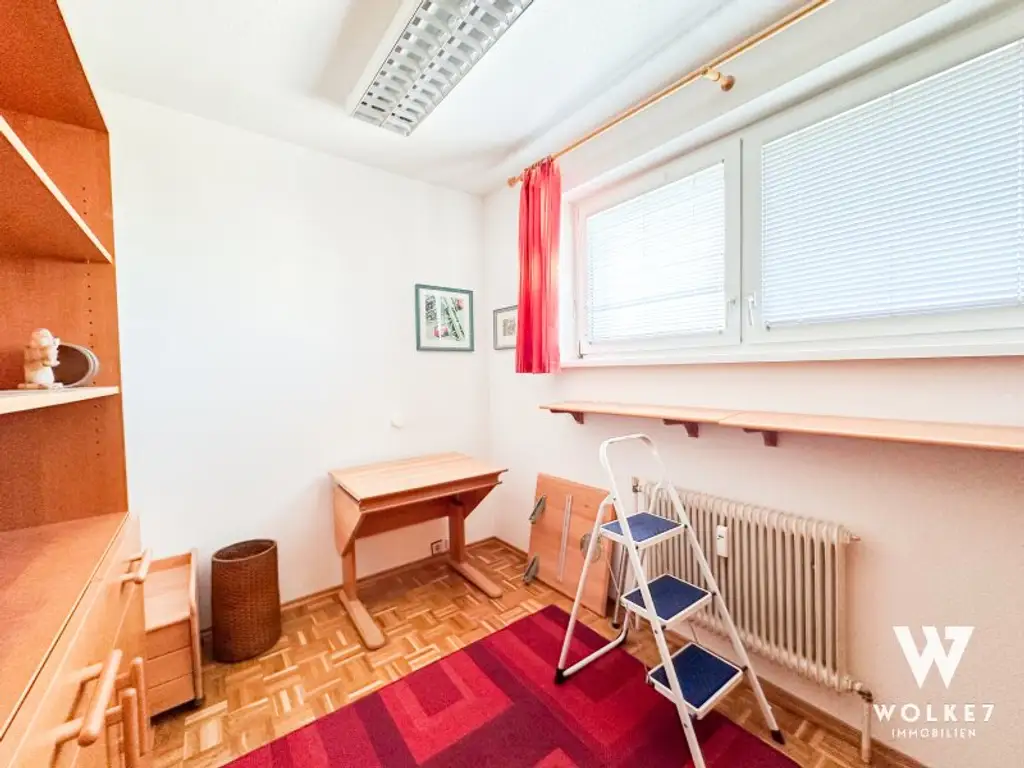Gepflegte Neubauwohnung mit West-Balkon und Garage