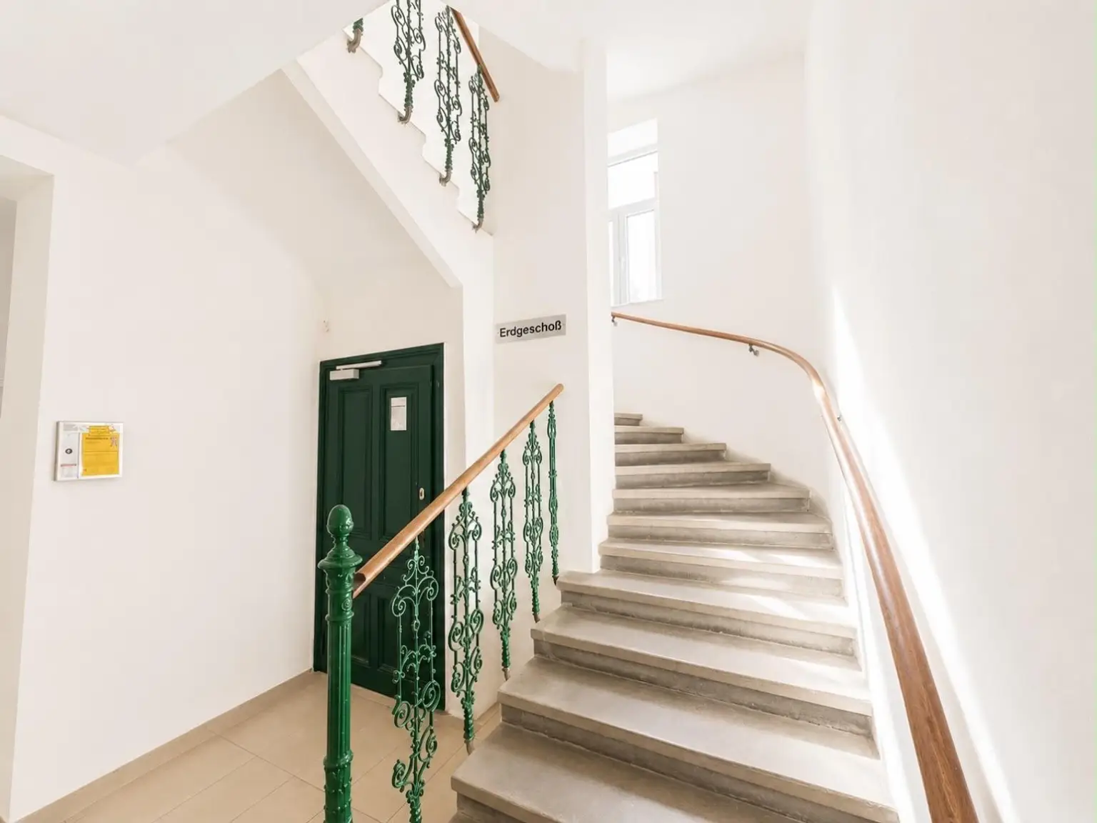 10 Stiegenhaus
