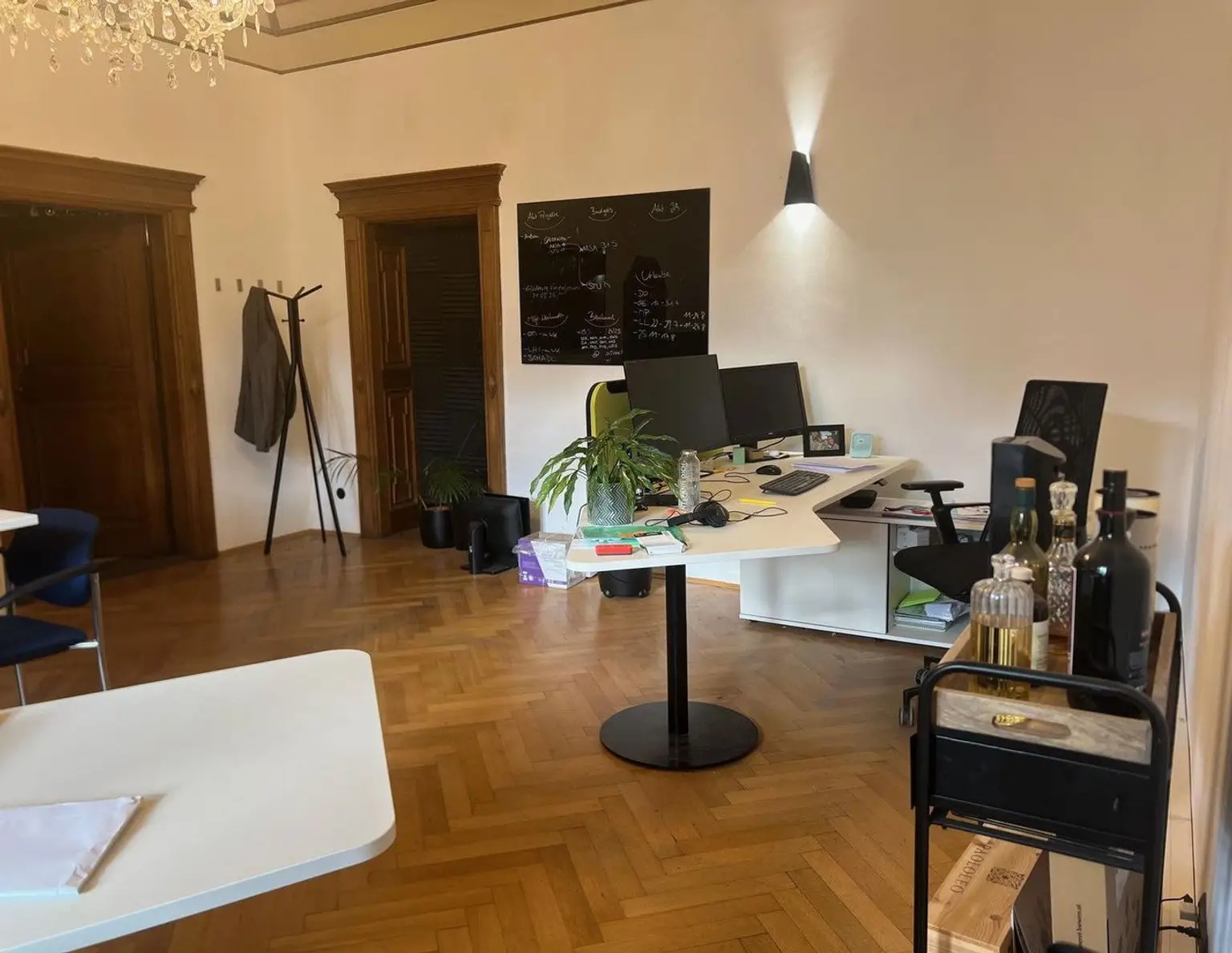 Attraktiver Büroraum zur Untermiete - Adamgasse 11, Innsbruck (3. OG mit Lift)