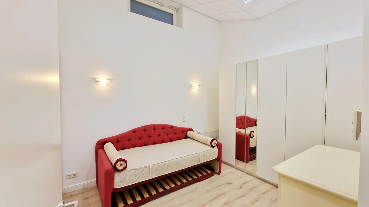 Praxisräumlichkeiten barrierefrei in 1190 Wien – ideal für Therapeuten, Masseure oder Privatordination!