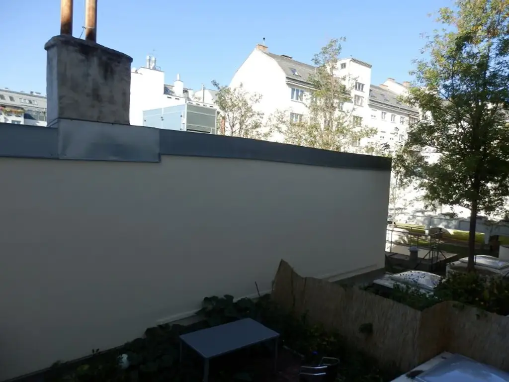 IDEALE HOFSEITIGE 2 Zimmer Neubauwohnung -  tolle Aufteilung!!