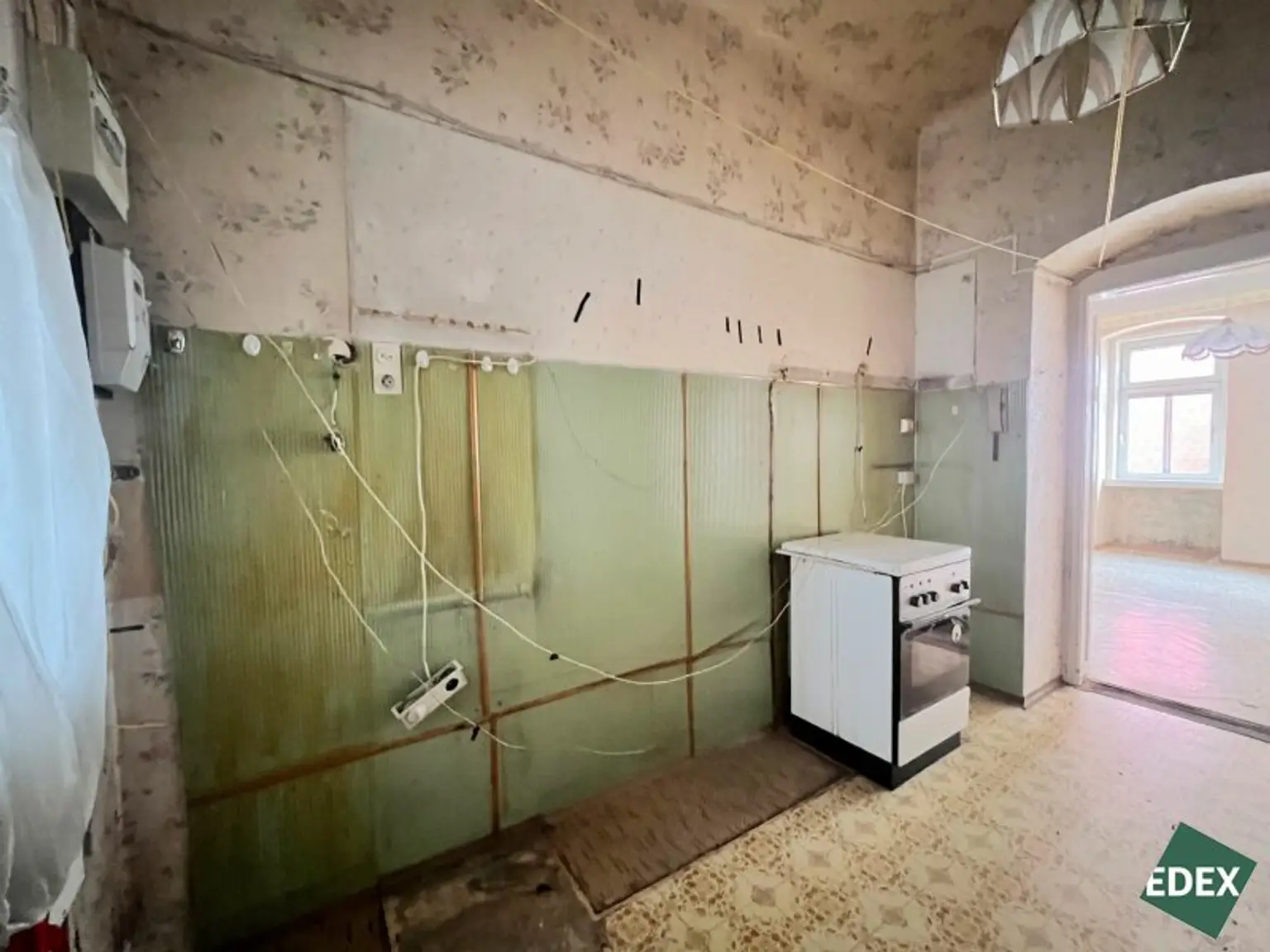 Sanierungsbedürftige Kleinwohnung im 16. Bezirk