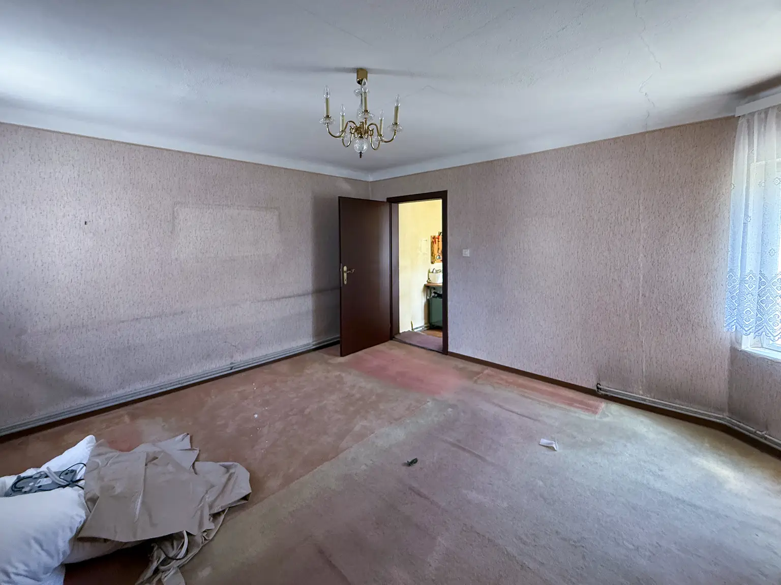 Bestand revitalisieren oder neu durchstarten ? 861 m² Grundstück mit Entwicklungspotenzial!
