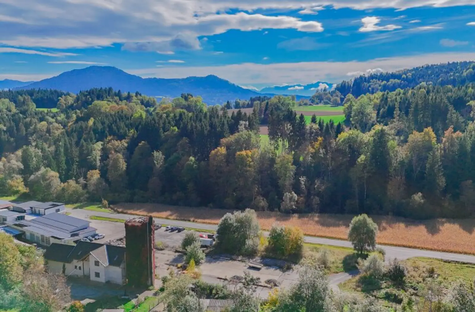 *** Sonniges Südhanggrundstück in Liebenfels ***