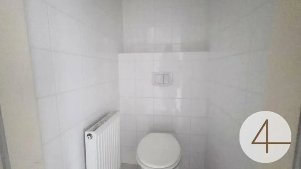 Sanierte Wohnung im Altbauhaus