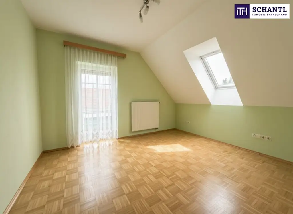 SONNENLAGE - Neuwertiges ca. 160m2 großes Traumhaus mit idyllischem Garten + Terrasse, 2 Garagen & Top-Ausstattung in Ruhelage