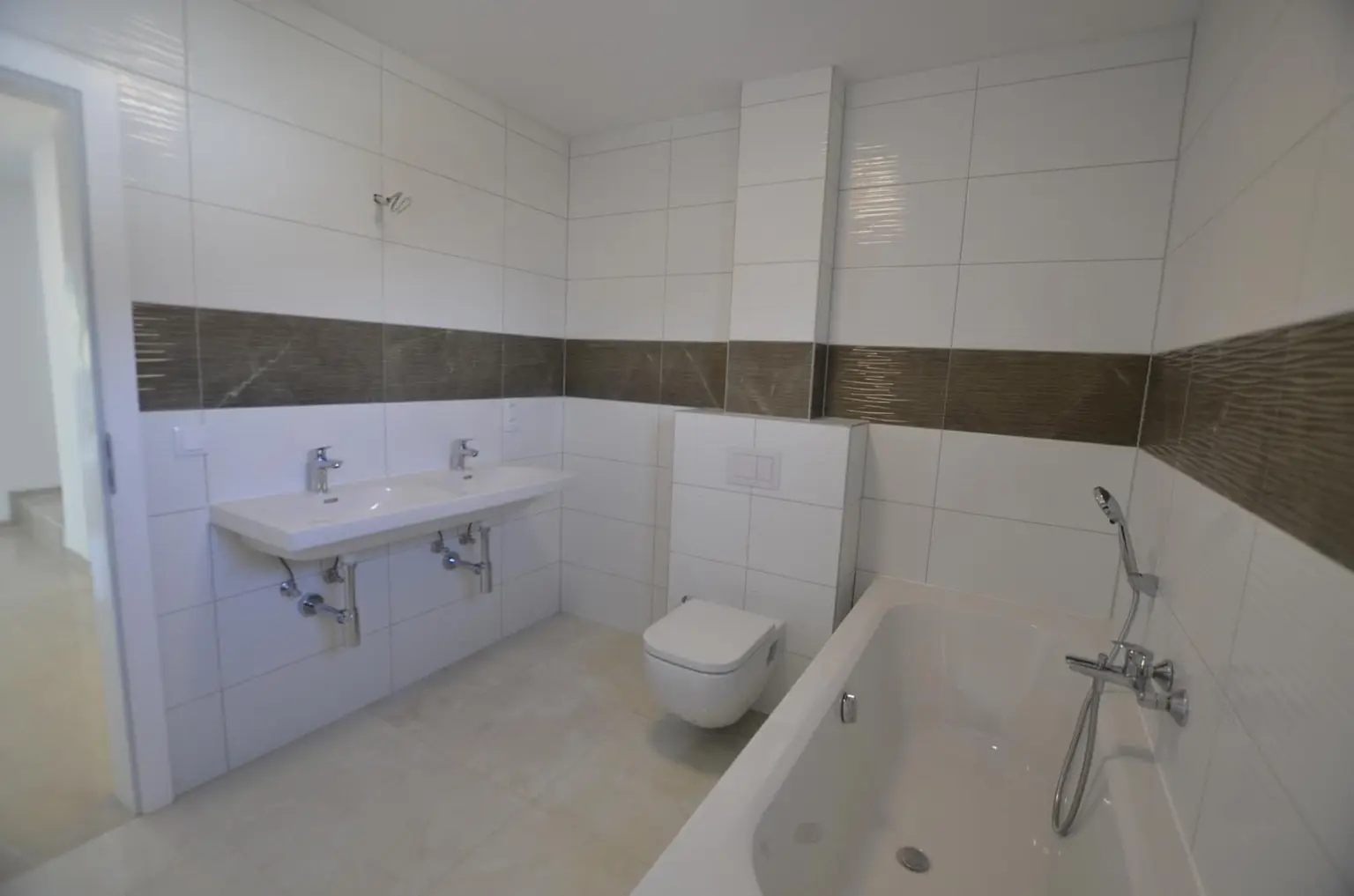 7 Zimmer Reihenhaus in Himberg