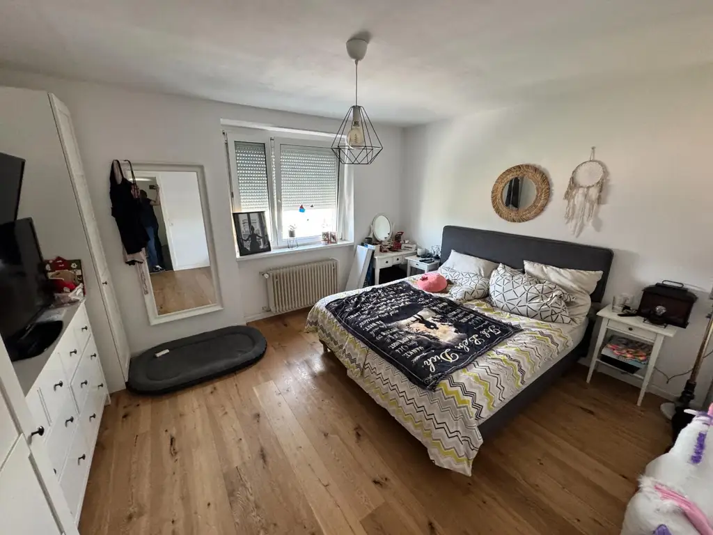 COMING SOON! Sehr sonnige und gemütliche 4-Zimmer Wohnung mit verglastem Balkon in beliebter Siedlungslage  Stelzhammerstraße / Timelkam