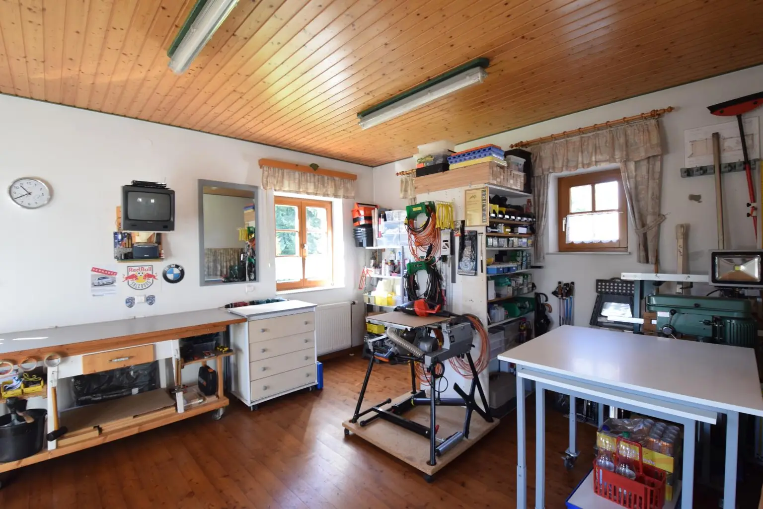 Haus auf großem Grundstück