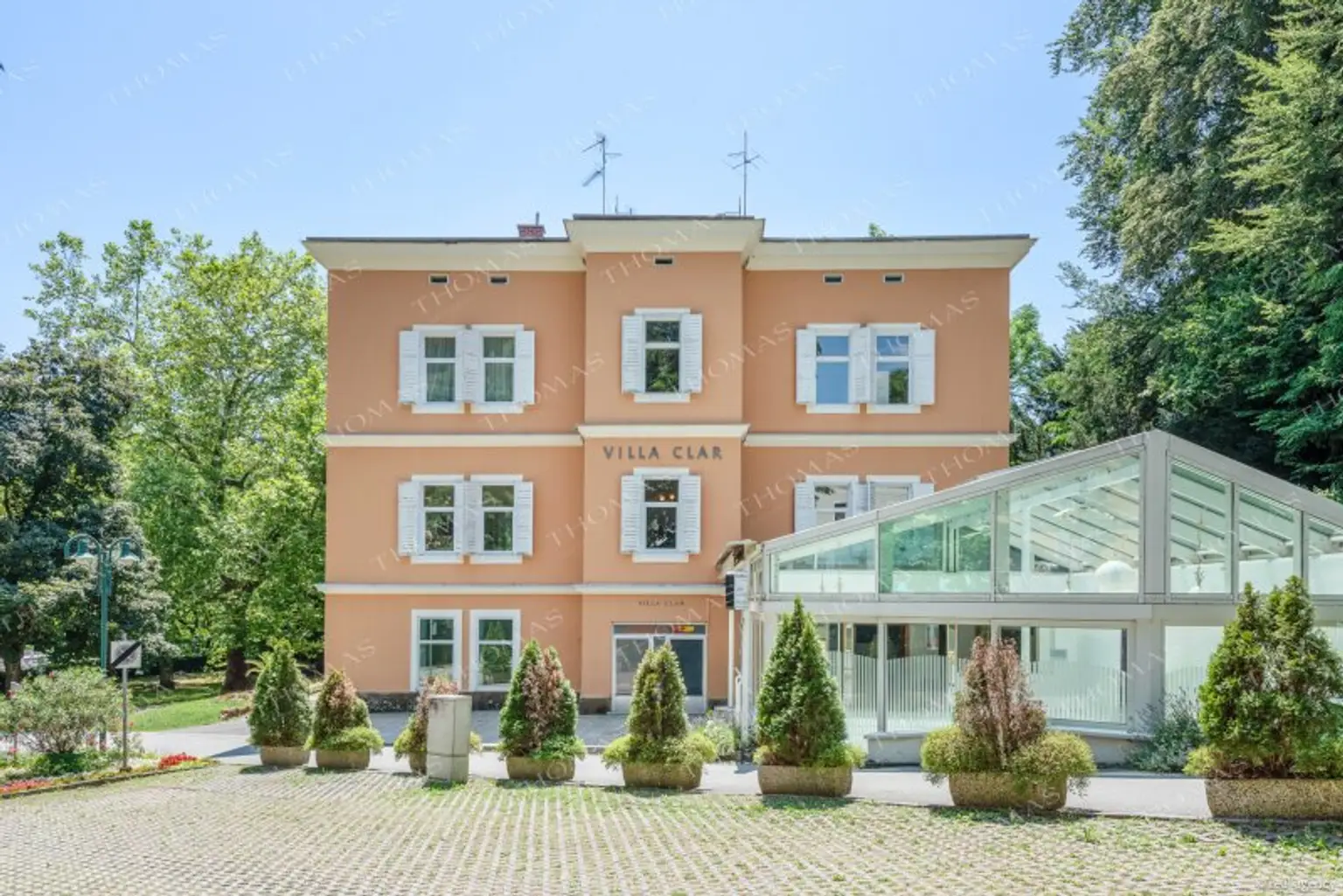 Kurparkjuwel "Villa Clar" - Boutiquehotel, Restaurant & 3 Geschäftsflächen