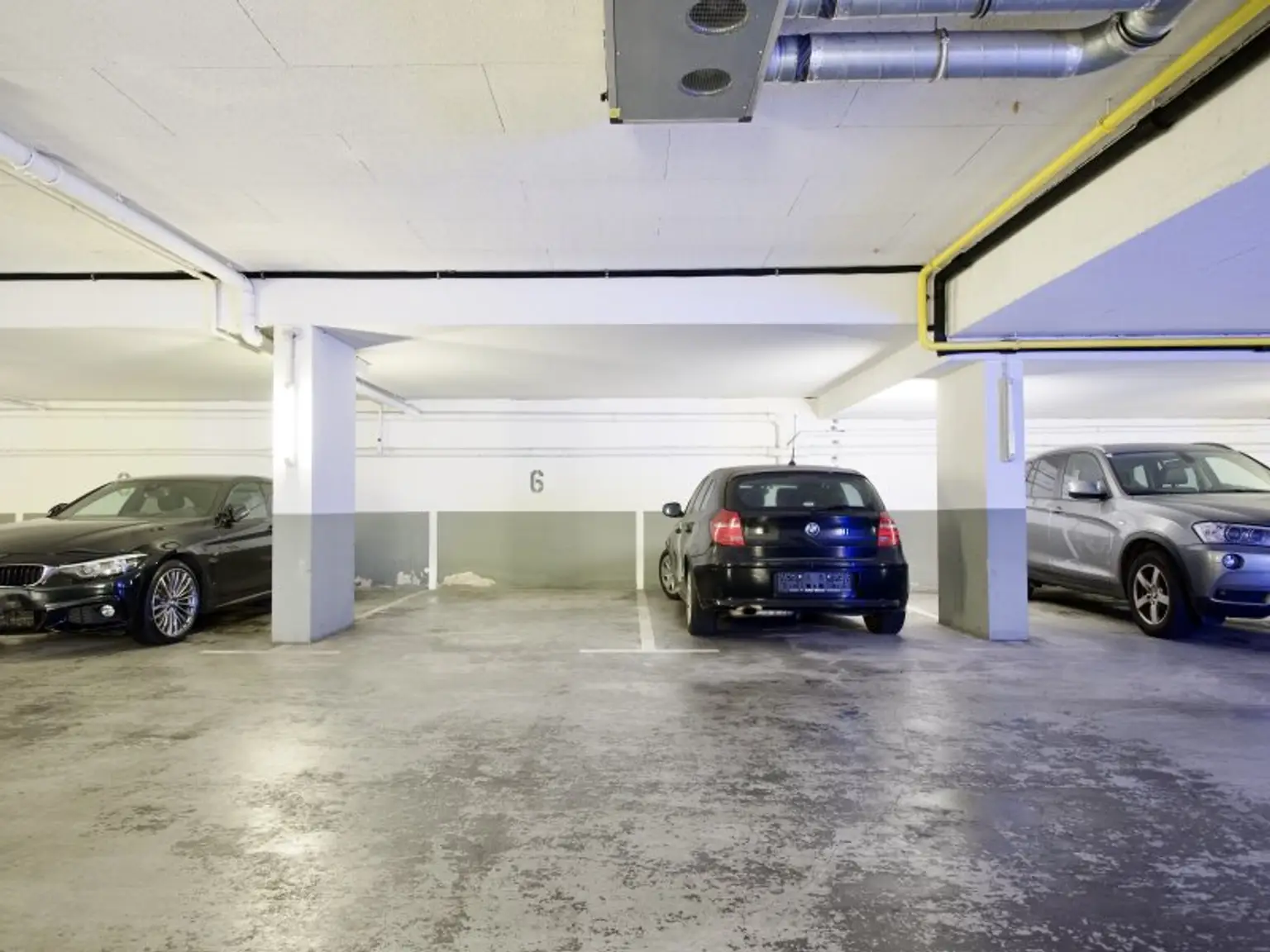 Neustift am Walde - Großzügige Vier-Zimmer Terrassenwohnung inklusive zweier Tiefgaragenplätze