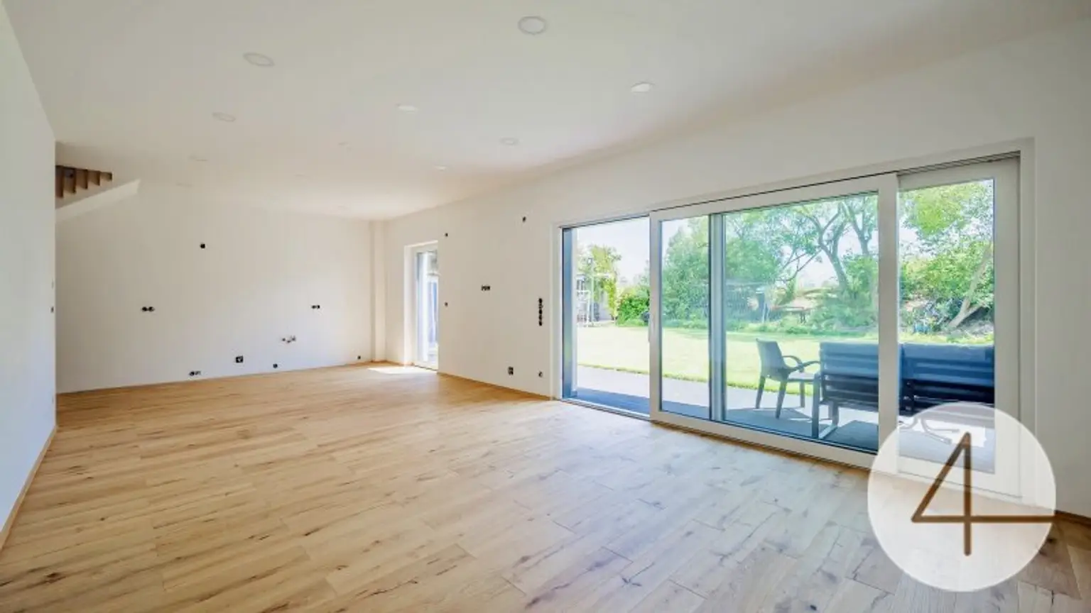 2 premium Villen direkt nebeneinander - mit grünen Weitblick - sonnige Ausrichtung - hochwertige Ausstattung - Salzwasserpool - Garage - Lift