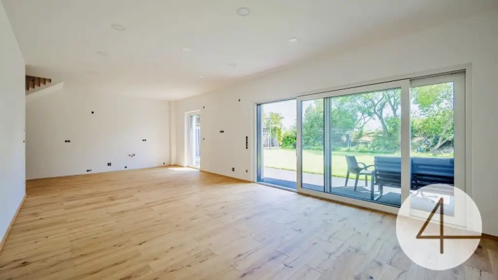 2 premium Villen direkt nebeneinander - mit grünen Weitblick - sonnige Ausrichtung - hochwertige Ausstattung - Salzwasserpool - Garage - Lift
