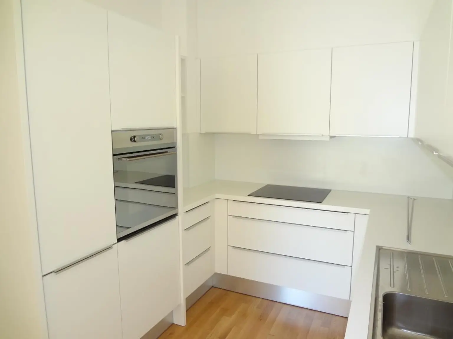 Domviertel: Wohnung mit Wintergarten, Garten und Terrasse! Tiefgaragenplatz möglich!